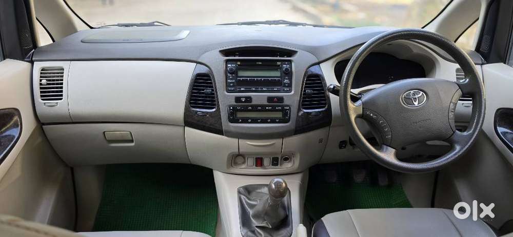 Toyota Innova 2.5 Vx 7 Seater Bs Iv, 2012, Diesel