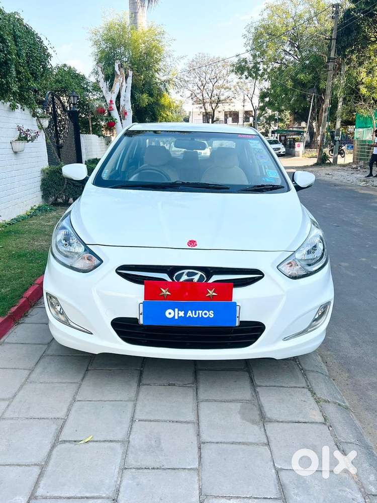 Hyundai Fluidic Verna 1.6 Vtvt Sx, 2012, Petrol