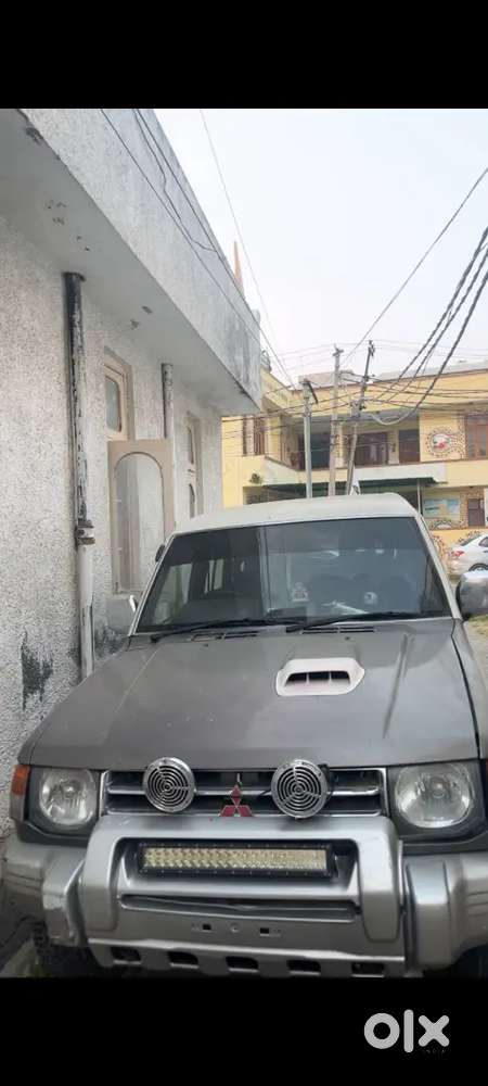 Mitsubishi Pajero Gls 2004