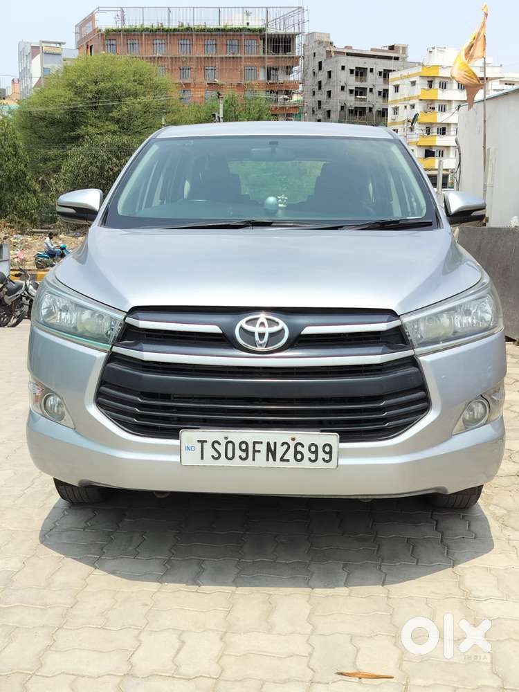 Toyota Innova Crysta 2.4 G Mt, 2017, Diesel