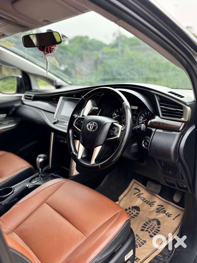 Toyota Innova Crysta 2.8 Zx At, 2017, Diesel