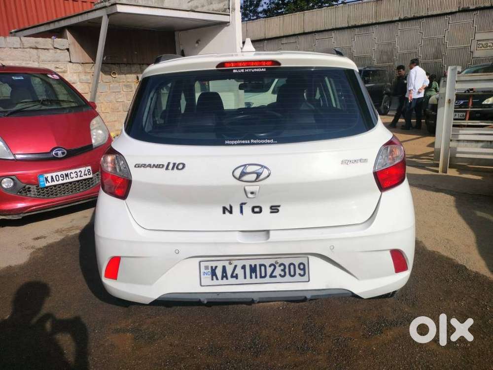 Hyundai Grand I10 Nios Amt Sportz, 2021, Petrol