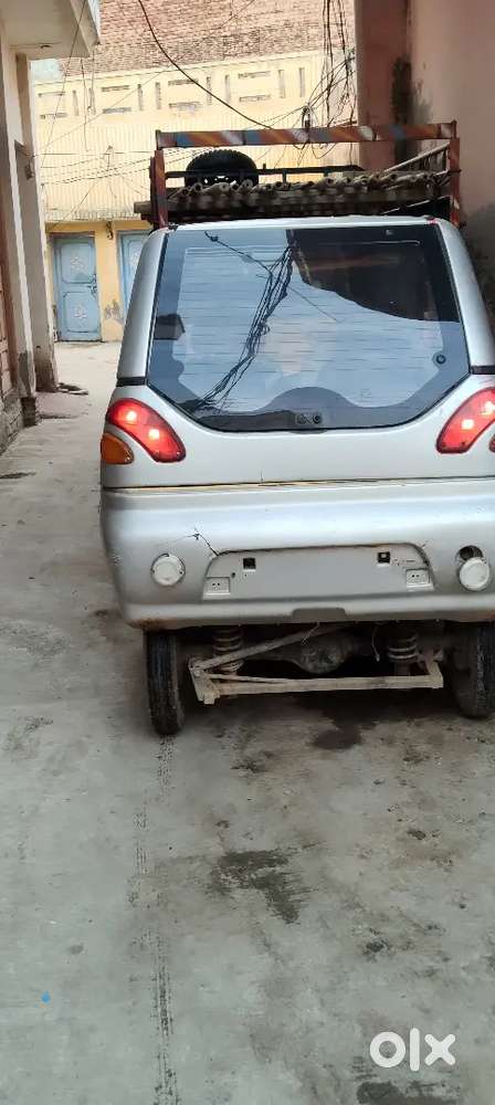 Mahindra Classe Revai 2000 Model