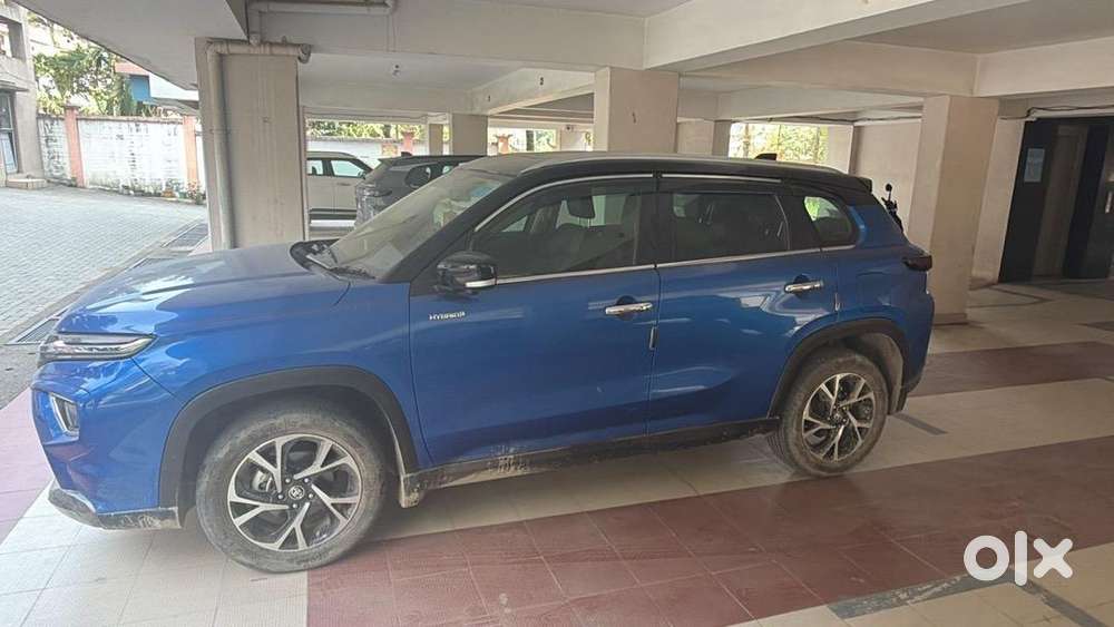 Toyota Urban Cruiser Hyryder 2022 Hybrid 51000 Km Driven