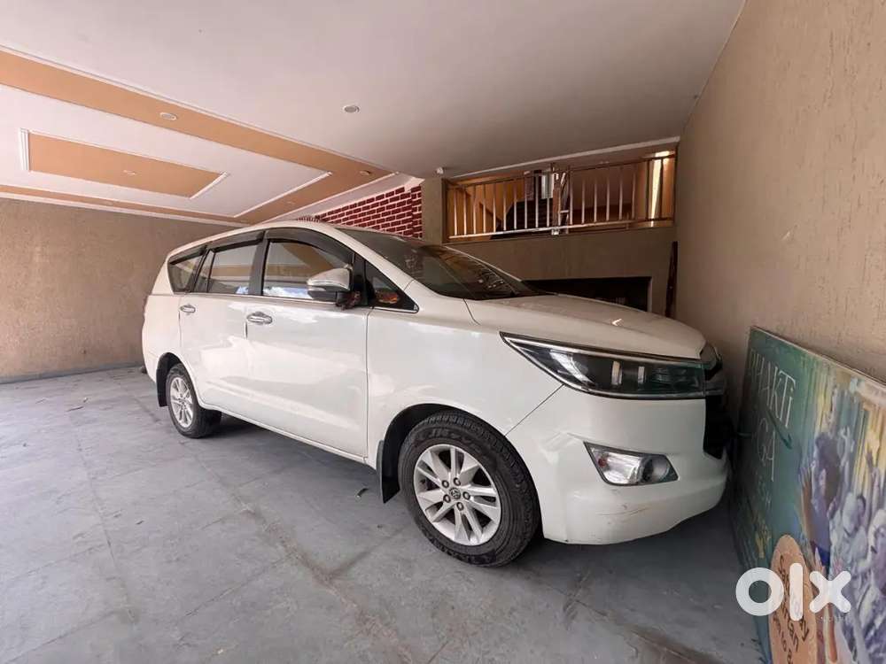 Toyota Innova Crysta 2017 Diesel Manual