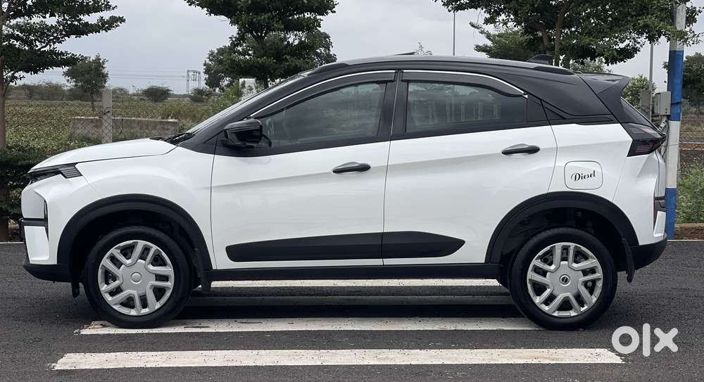 Tata Nexon Creative Plus S 1.5 Revotorq Diesel 6 Mt, 2025, Diesel
