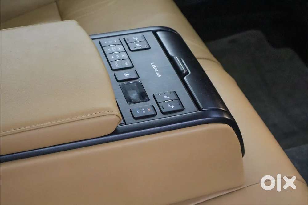 Lexus Es, 2023, Petrol