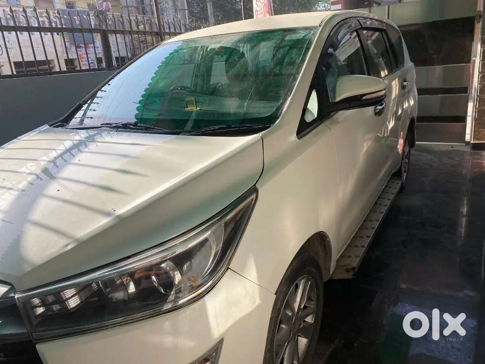 Toyota Innova Hycross 2016