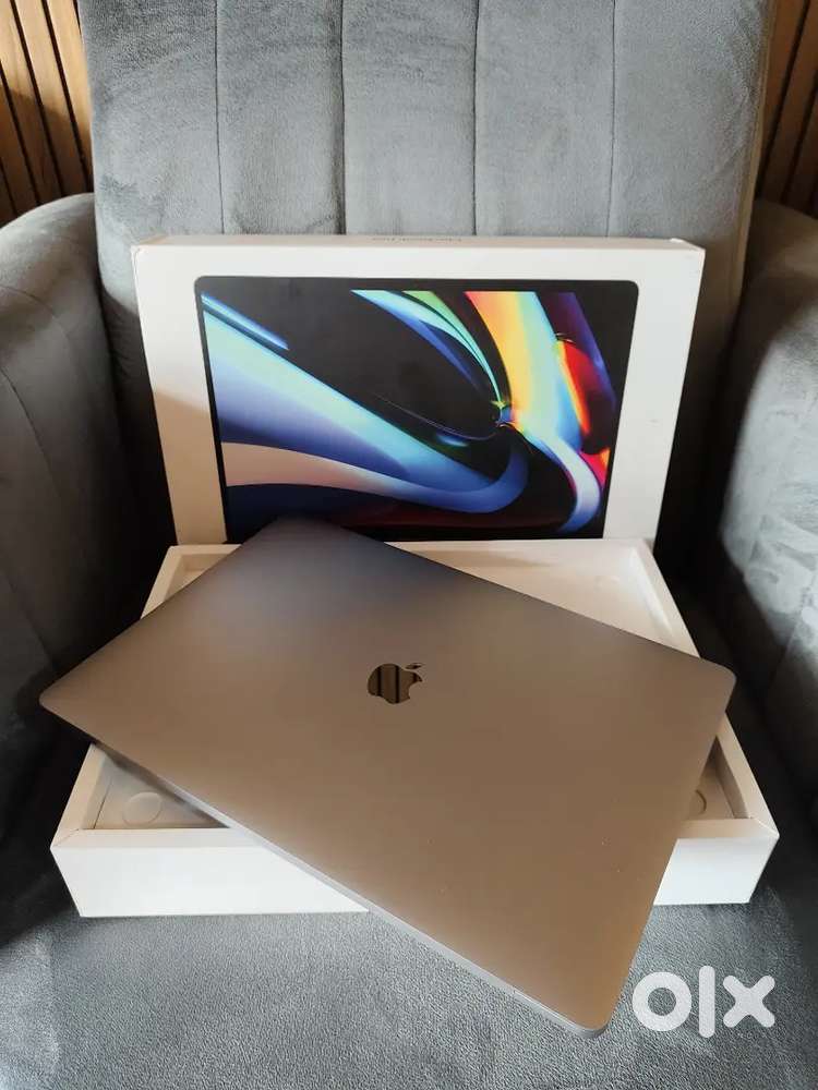 美品　MacBook Pro 2019 良好状態　MacBook本体 新型MacBookPro（2019）を買おうとしてる人へ、 ちょっと待った！