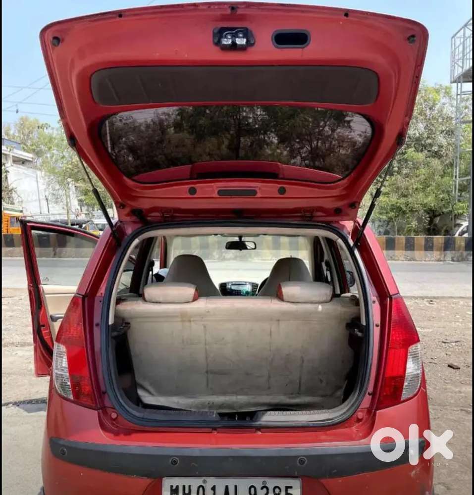 Hyundai I10 Sportz 2010 At