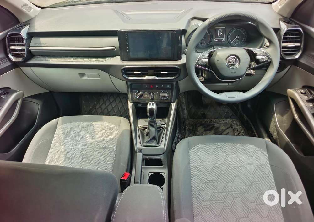 Skoda Kylaq Signature At, 2025, Petrol