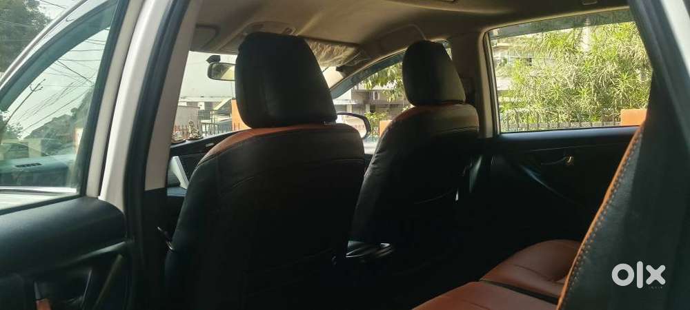 Toyota Innova Crysta 2.4 G Mt 7 Str, 2018, Diesel