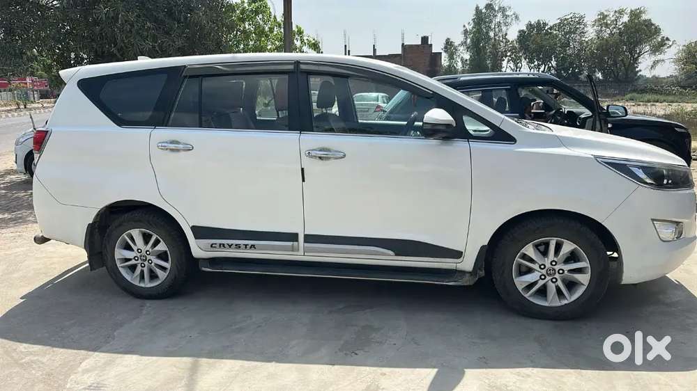 Toyota Innova Crysta 2019 Diesel Well Maintained