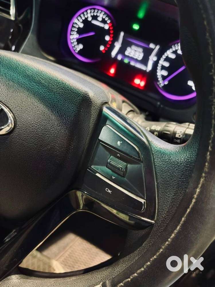 Mahindra Marazzo 1.5 M6 Plus 8 Str, 2019, Diesel