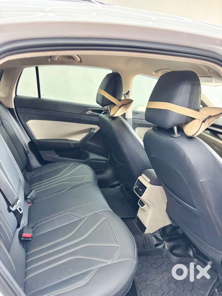Skoda Slavia Ambition 1.0l Tsi Mt, 2022, Petrol