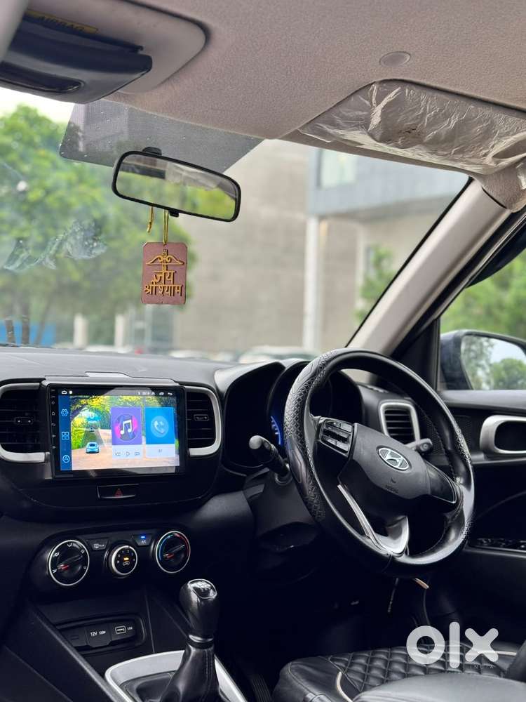 Hyundai Venue S (o) 1.2 Petrol Knight Edition, 2021, Petrol