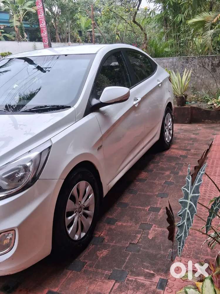 Hyundai Verna 2012 Diesel 154200 Km Driven