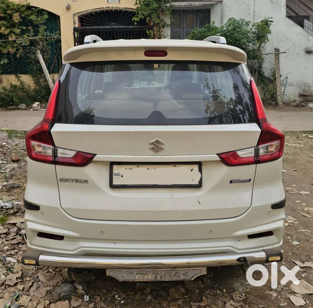 बिकाऊ है: शानदार कंडीशन में मारुति अर्टिगा Ertiga Vxi