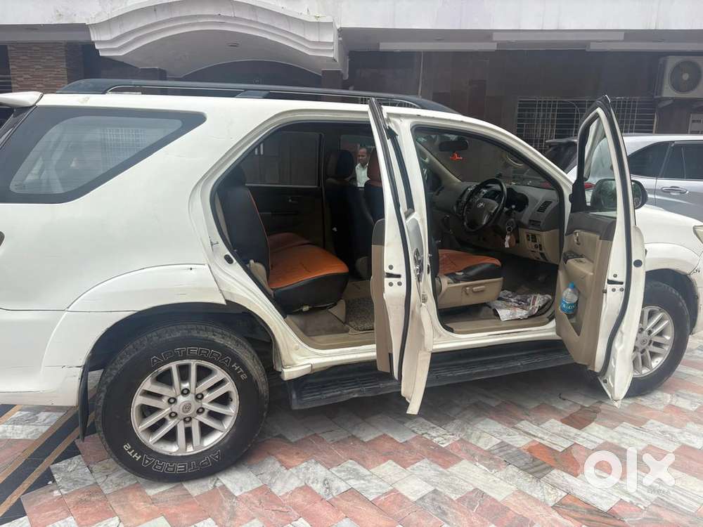 Toyota Fortuner Diesel 2013