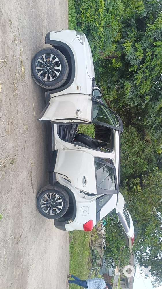 Maruti Suzuki Brezza 2018 Diesel 98000 Km Driven