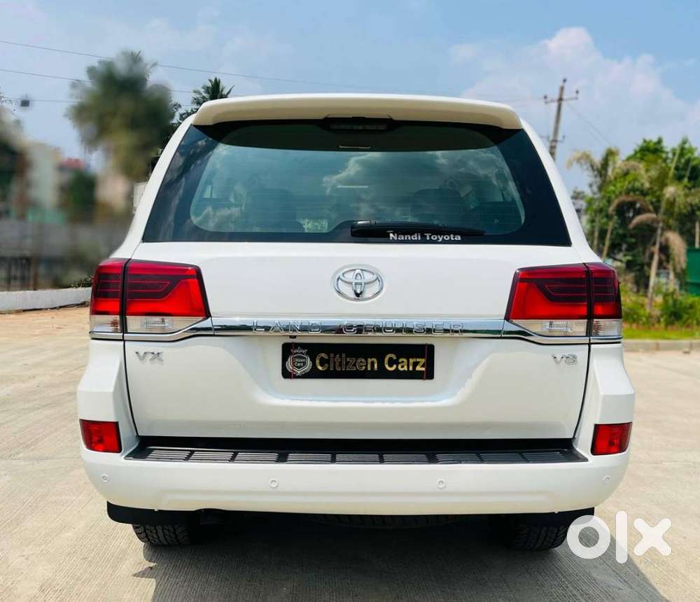 Toyota Land Cruiser [2015-2020] 4.5 Vx Lc 200, 2016, Diesel