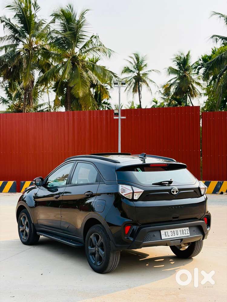 Tata Nexon 1.2 Revotron Xz Plus (o) Dark Edition, 2023, Petrol