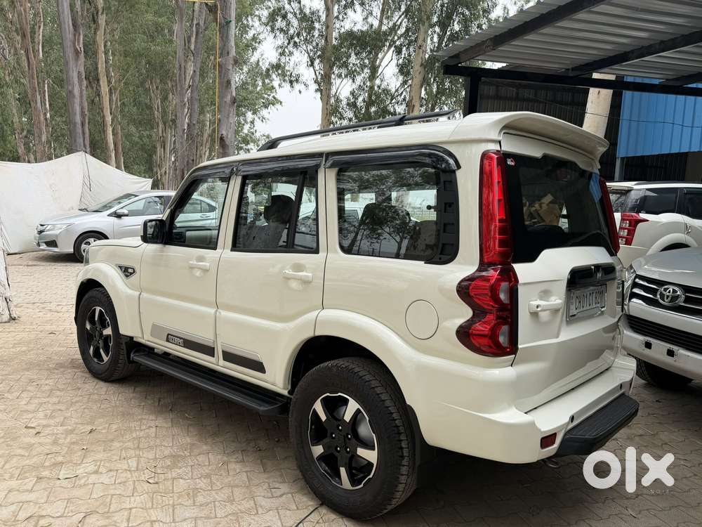 Mahindra Scorpio Classic 2.2 S 11 Mt 7 Cc, 2024, Diesel