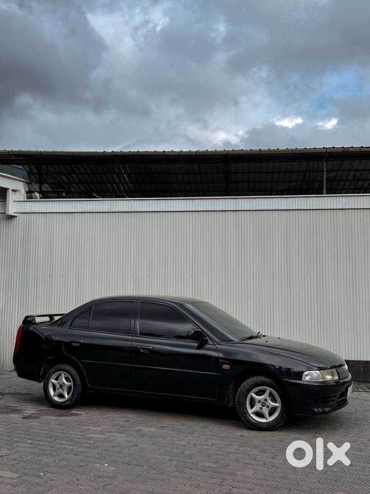 Mitsubishi Diesel Car 2005