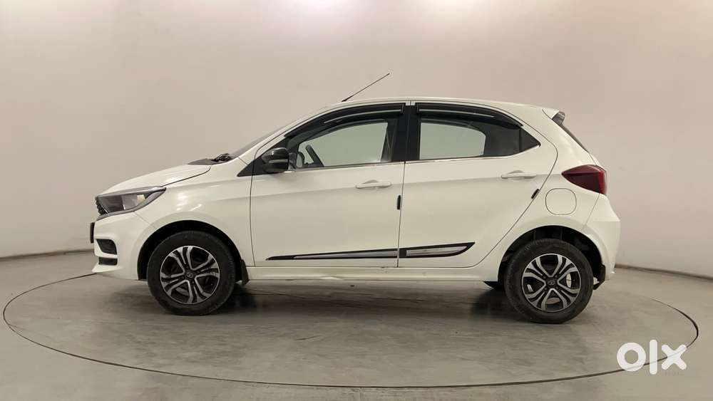 Tata Tiago 1.2 Revotron Xt Cng, 2023, Cng & Hybrids