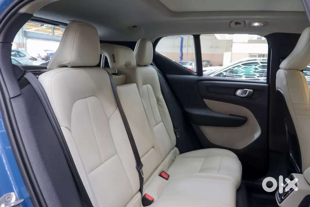 Volvo Xc40 B4 Ultimate, 2023, Petrol