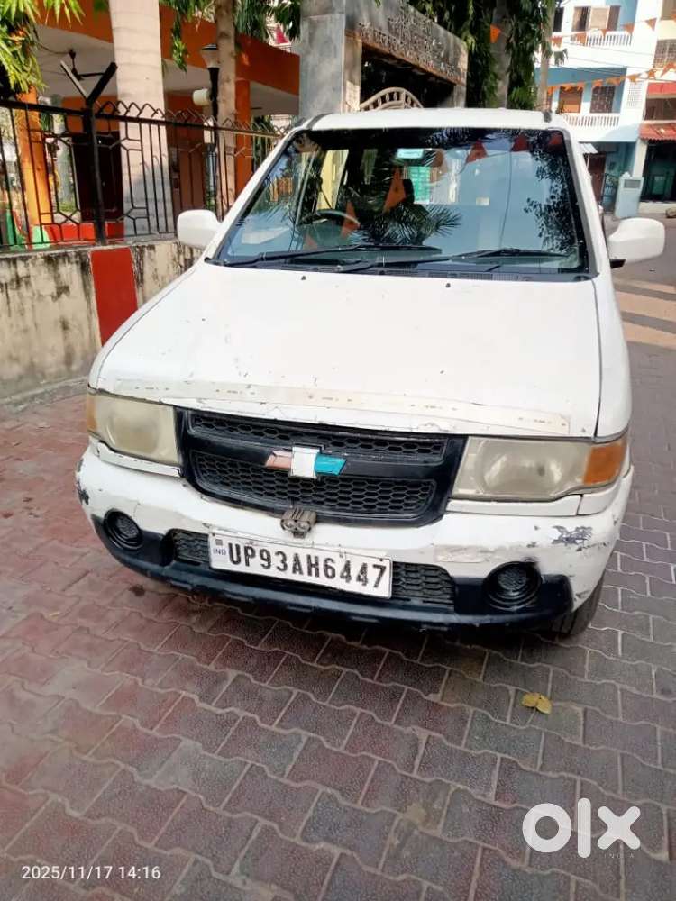 Chevrolet Tavera 2013 Diesel Well Maintained