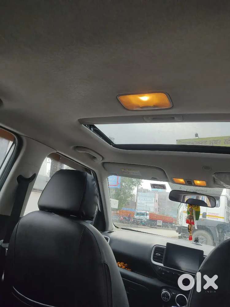 Hyundai Venue 2022 Diesel Well Maintained