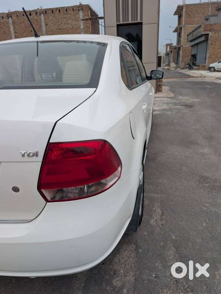 Volkswagen Vento Diesel Highline, 2015, Diesel