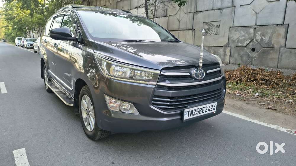 Toyota Innova Crysta 2.4 G Mt, 2017, Diesel