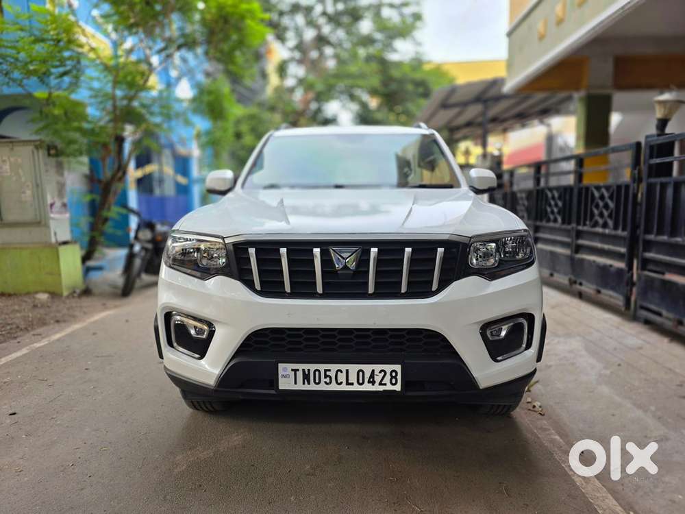 Mahindra Scorpio-n 2023 Model Petrol 7 Str