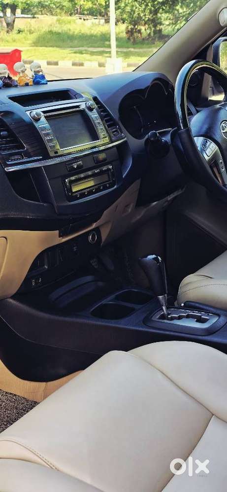 Toyota Fortuner 2011-2016 4x2 At, 2015, Diesel