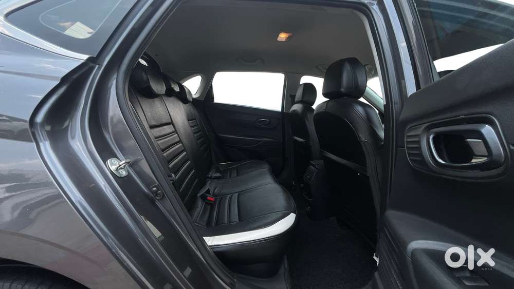 Hyundai New I20 1.2 Sportz Ivt, 2023, Petrol