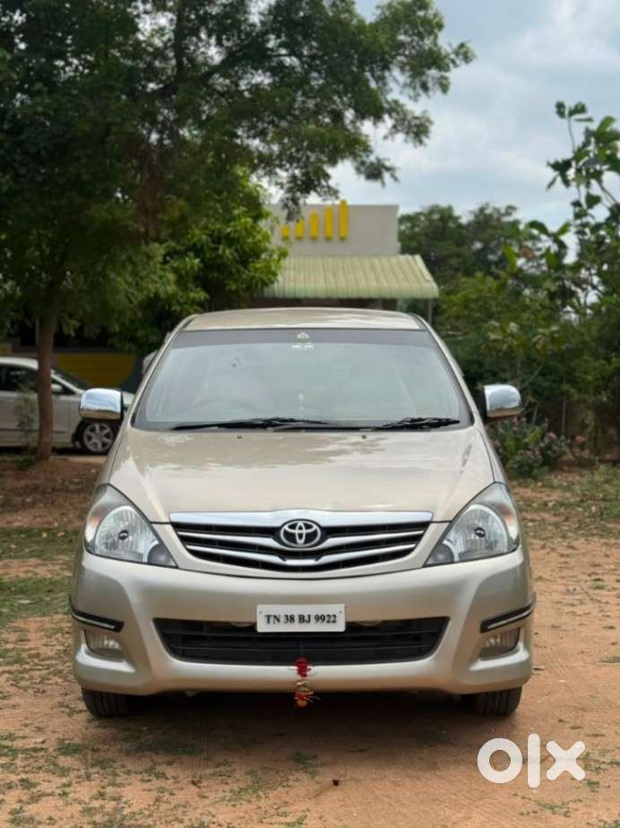Toyota Innova 2.5 V 7 Str, 2011, Diesel