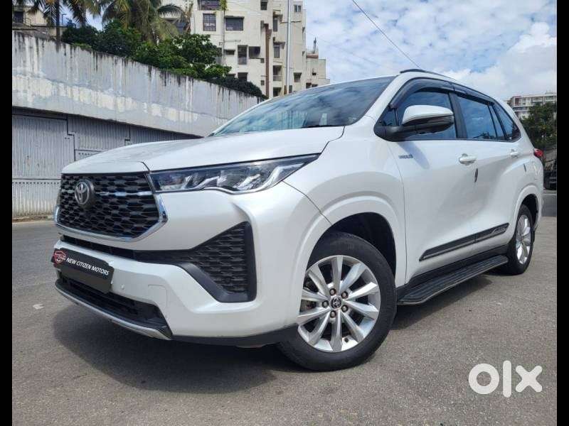Toyota Innova Hycross 2.0 Vx Hybrid 7 Str, 2023, Petrol