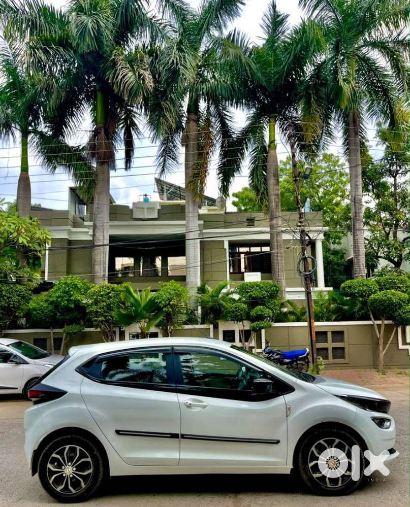 Tata Altroz 1.2 Xt, 2022, Cng & Hybrids