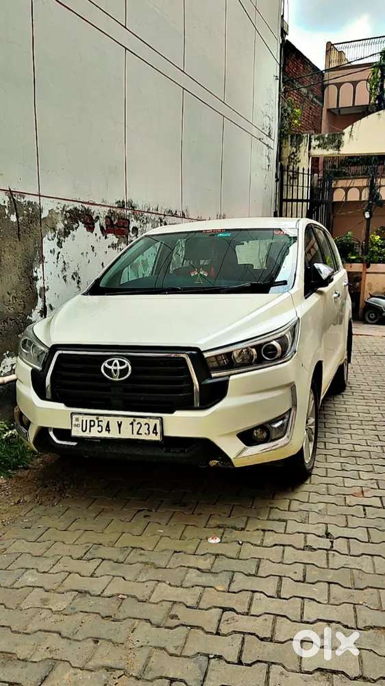 Toyota Innova Crysta 2016 At Diesel 3rd