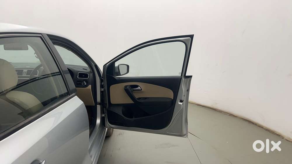 Volkswagen Polo Petrol Trendline 1.2l, 2014, Petrol