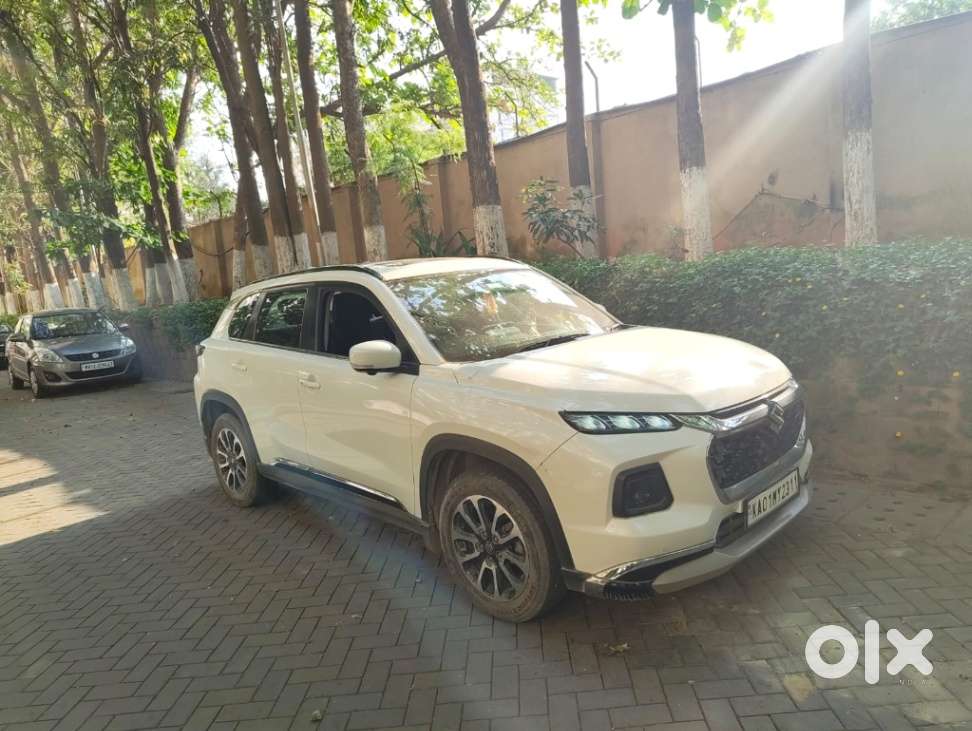 Maruti Suzuki Grand Vitara 1.5 Alpha Smart Hybrid Dual Tone, 2022, P..