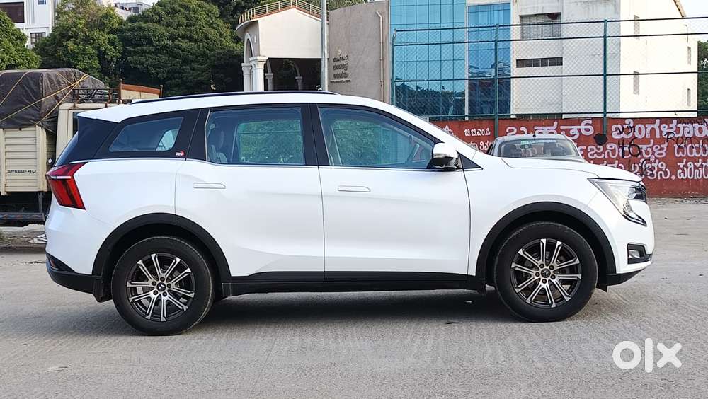 Mahindra Xuv700 2.2 Ax 7 Diesel At Str, 2022, Diesel