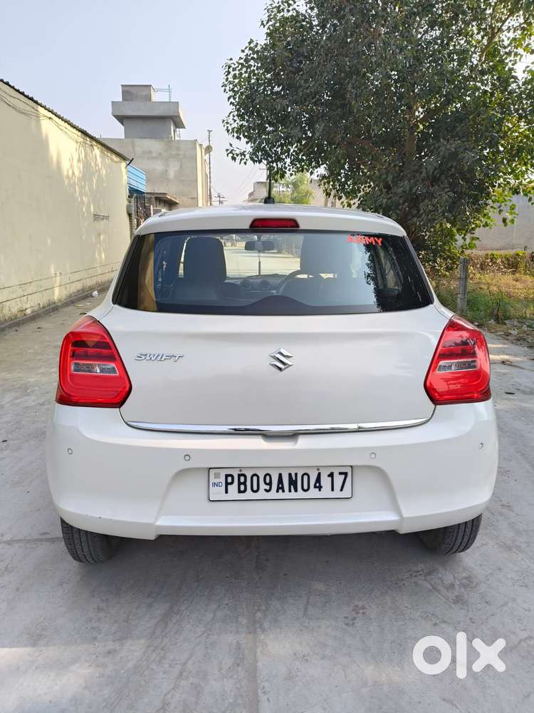 Maruti Suzuki Swift 2018 Vxi, 2023, Petrol