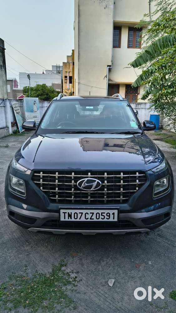 Hyundai Venue 1.2 S (o), 2022, Petrol