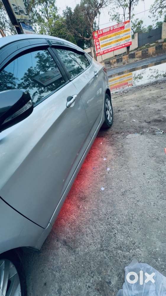 Hyundai Fluidic Verna 2013