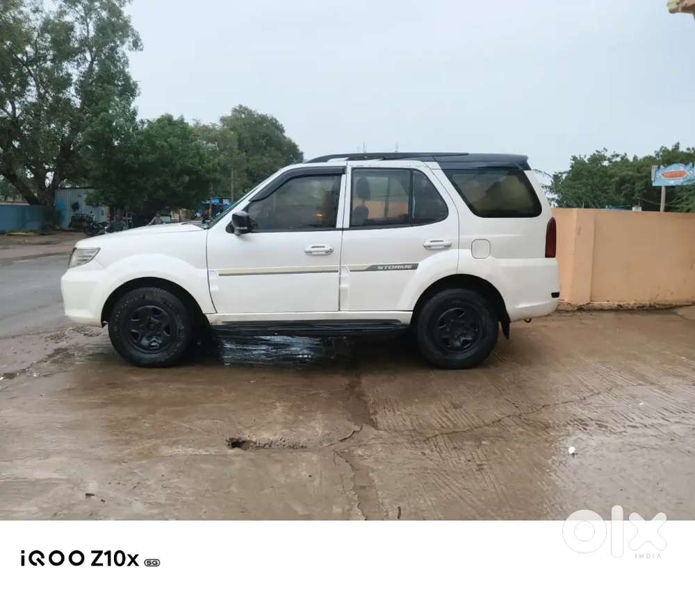 Tata Safari Storme Lx 2014