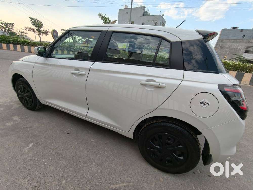 Selling My Maruti Suzuki Swift Vxi (o) Amt Petrol