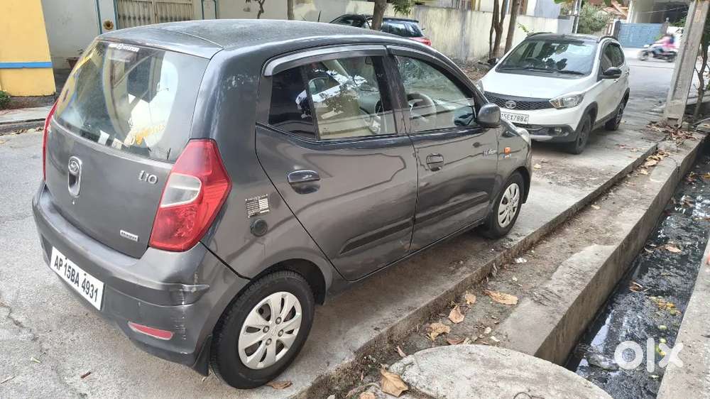 Hyundai I10 2012 Lpg 92000 Km Driven
